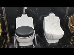 حوض وضوء مسجد مع كرسي وصنبور